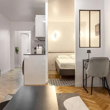 Appartamento élégante évasion Dans Le Vibrant 11e Arrondissement - Longue Durée Parigi